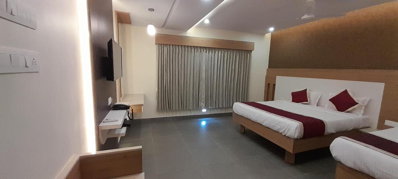 Hotel Golden Sand Velankanni Exterior photo